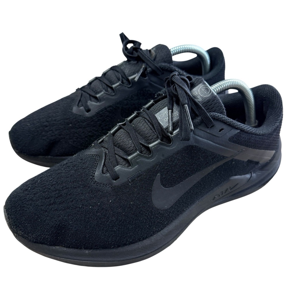 Nike Air Winflo 10 Triple Black Women's US 10 Athletic Sneaker Shoes DV4023-001